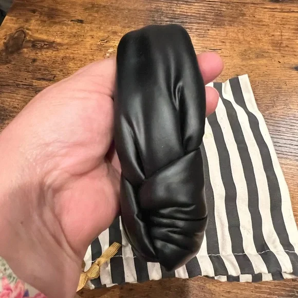 Lele Sadoughi Glossy Black Knotted Headband - Picture 3 of 6